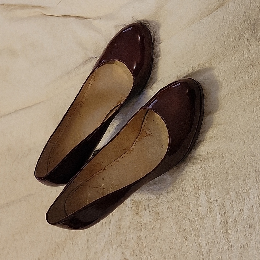 Marc Fisher dark red patent heels
